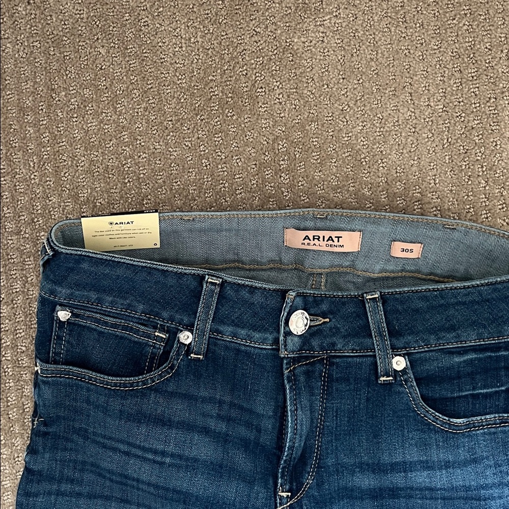 NWT ariat boot cut jeans - Picture 2 of 4